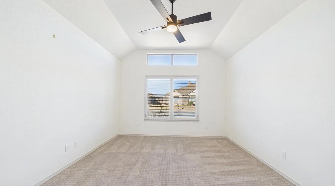 3919 126th St - Photo 4 of 11