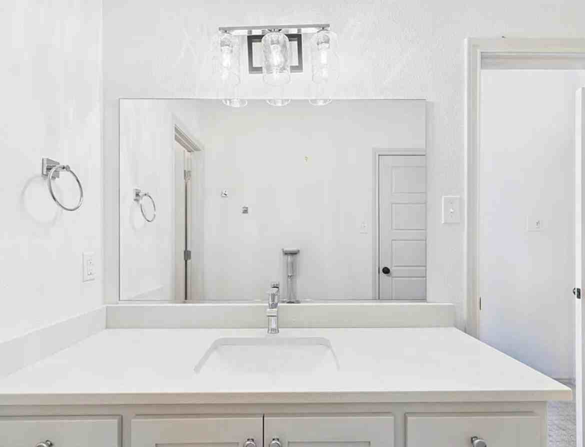 3919 126th St - Photo 5 of 11