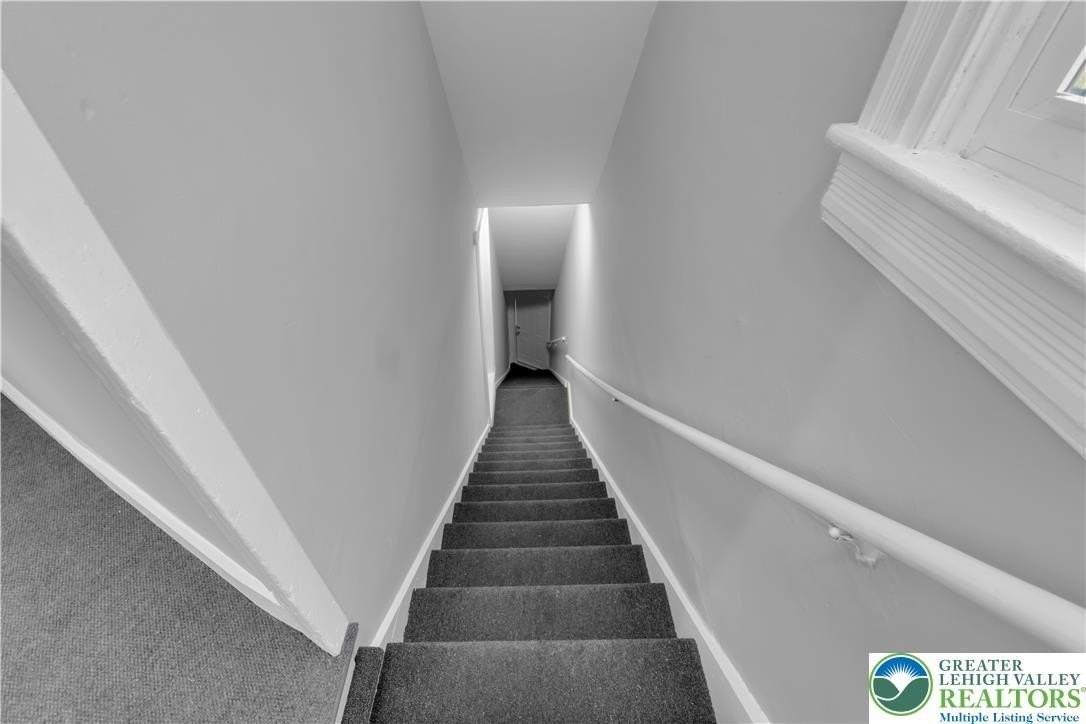 149 W Ridge St #3A - Photo 2 of 19