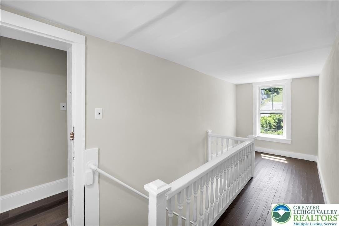 265 267 Bertsch E #4 - Photo 5 of 27