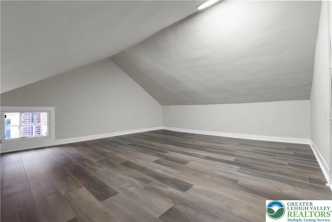 265 267 Bertsch E #5 - Photo 6 of 20