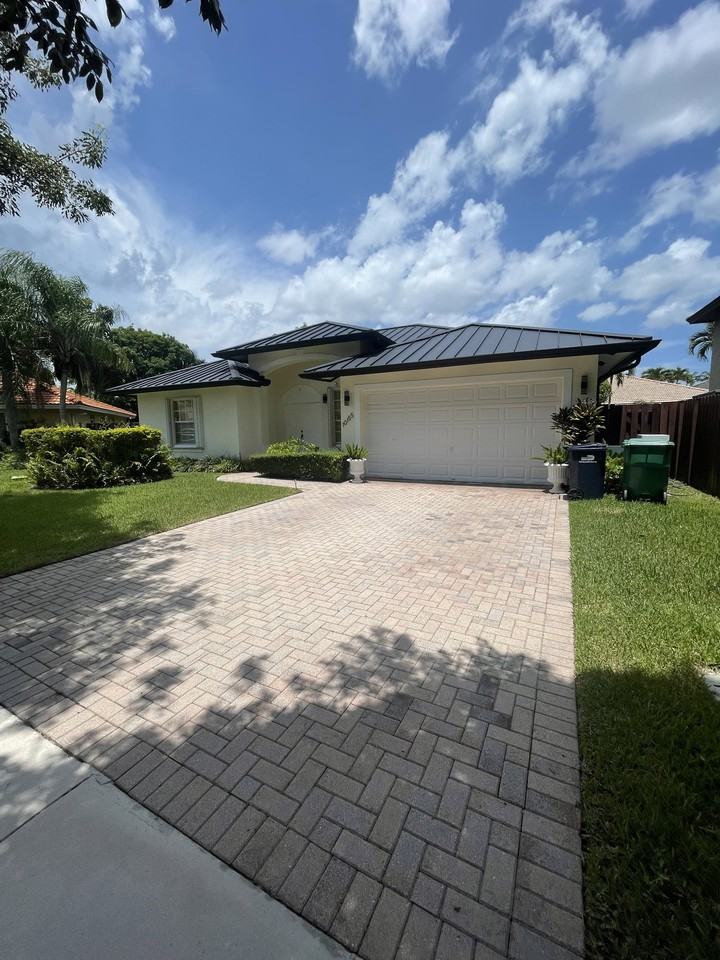 10155 Sw 159th Ct - Photo 2 of 8
