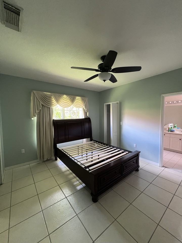 10155 Sw 159th Ct - Photo 7 of 8