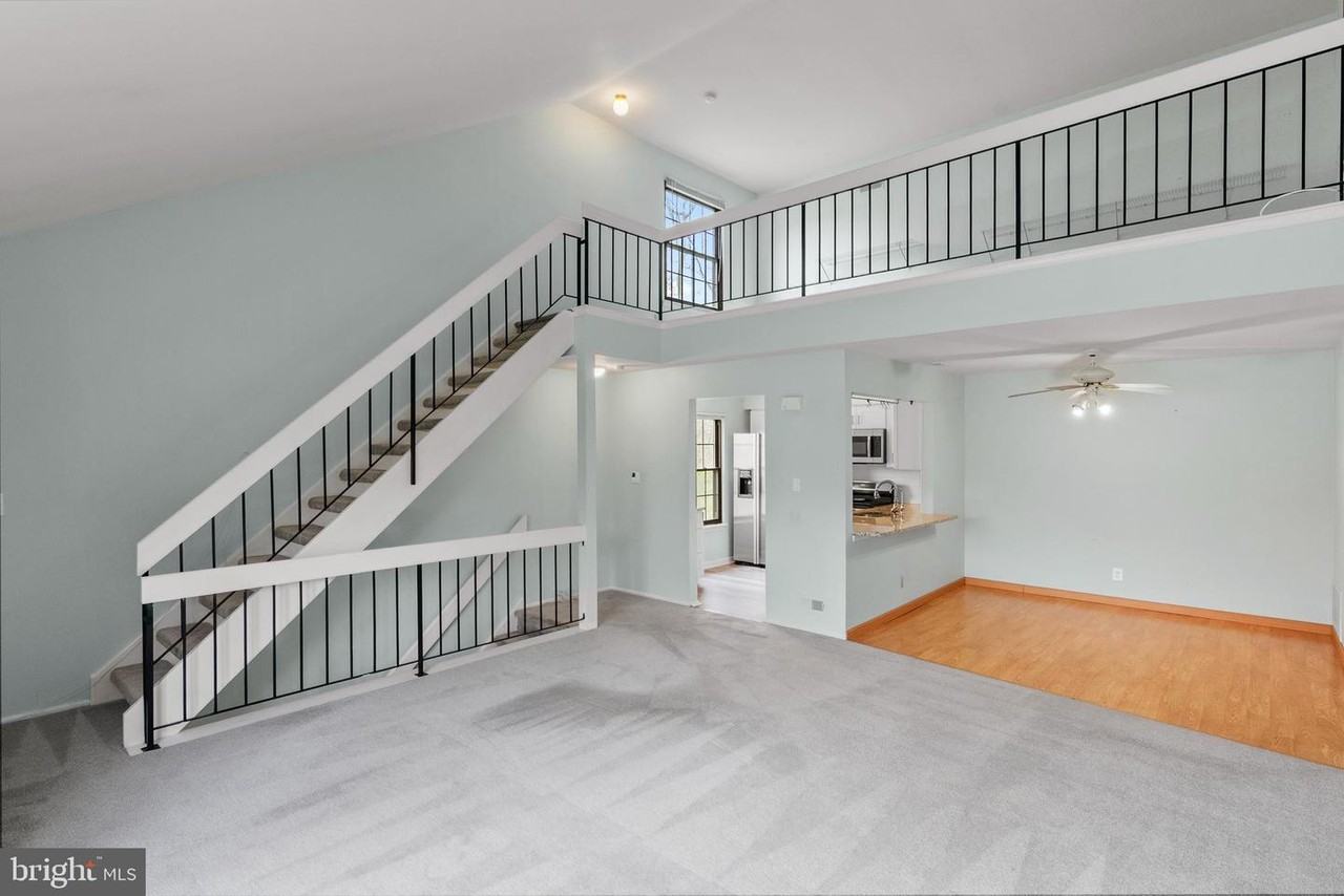 164B Bradford Court - Photo 3 of 18
