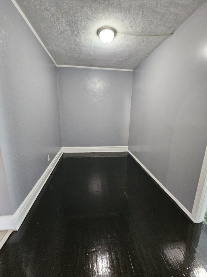645 Elizabeth Avenue #34 - Photo 5 of 9