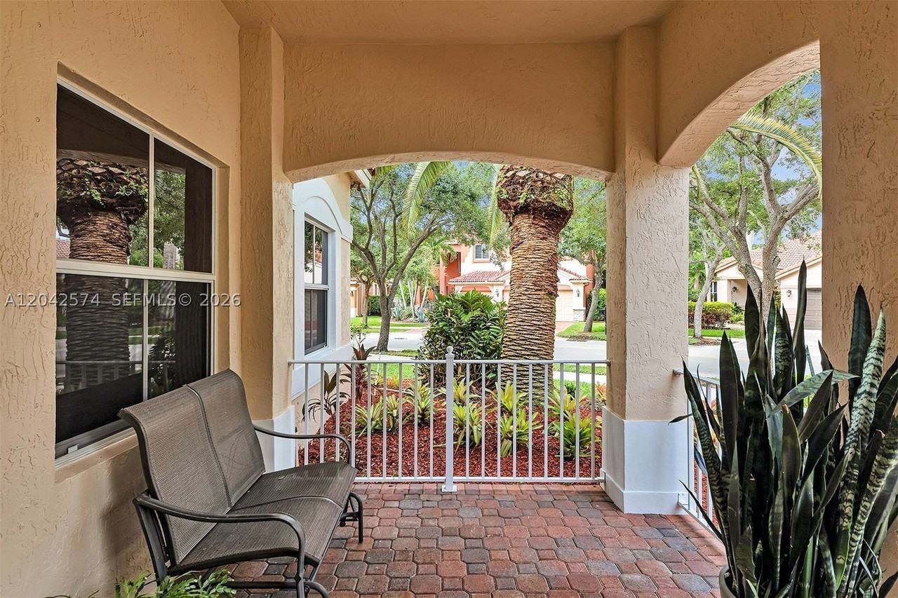 3711 Falcon Ridge Cir - Photo 2 of 50