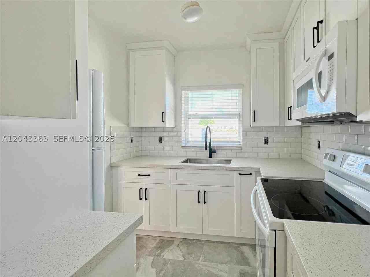 2102 Sw 14th Ter #1466 - Photo 6 of 8