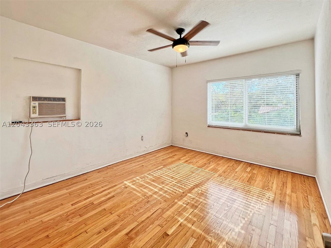 2102 Sw 14th Ter #1466 - Photo 7 of 8
