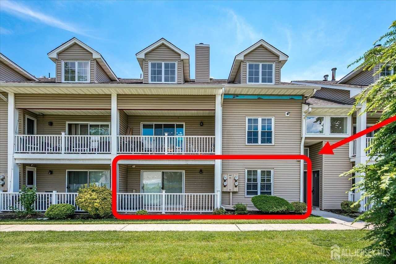 906 Montague Ave - Photo 2 of 20