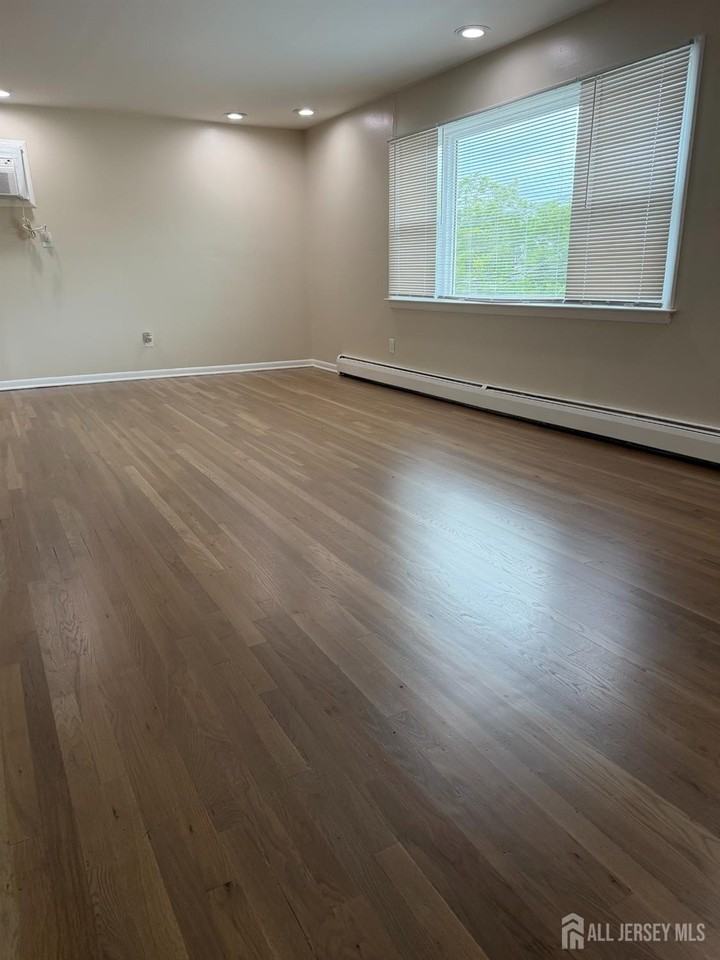 2518 Spruce St - Photo 7 of 19