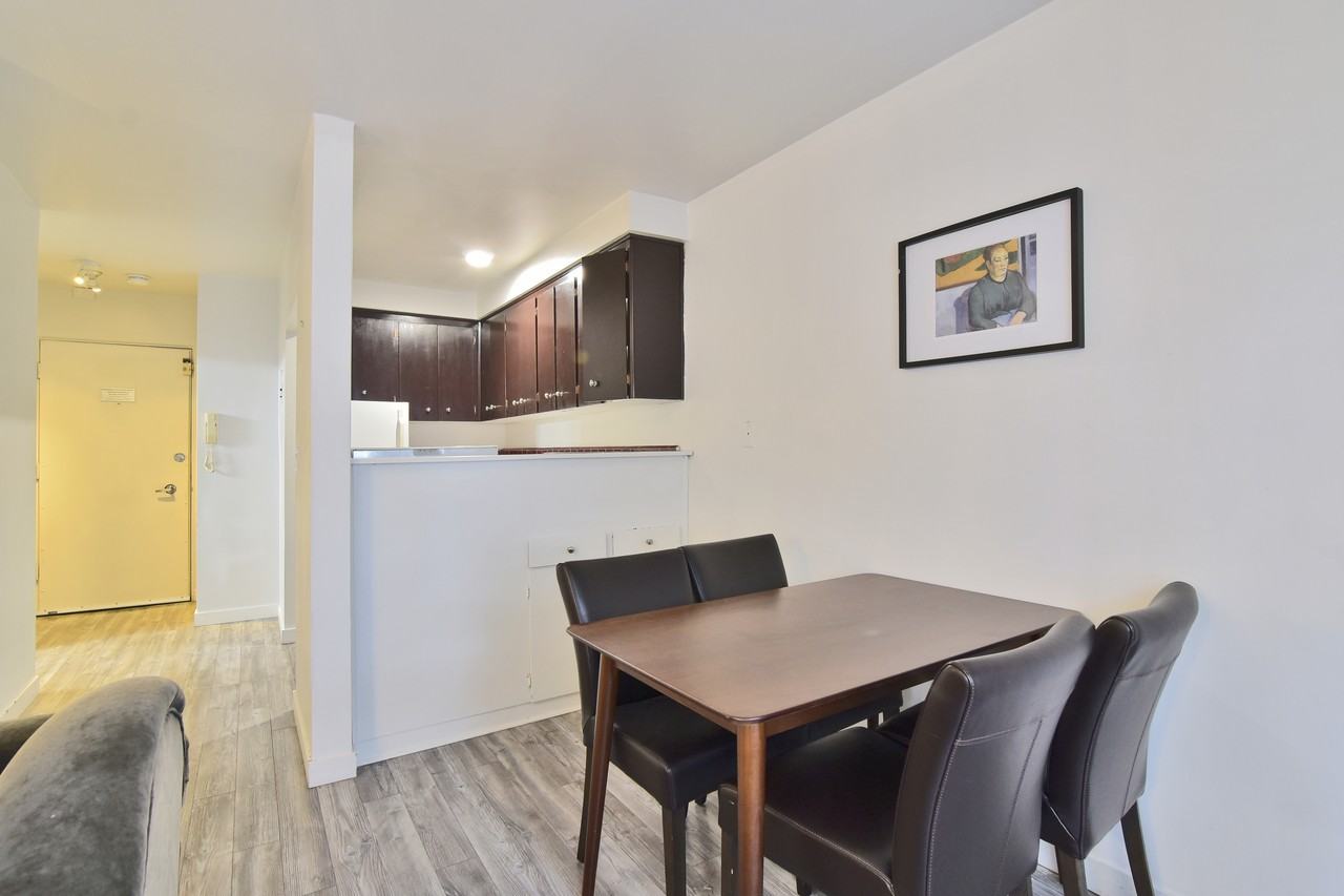 1540 Haro Street - Photo 6