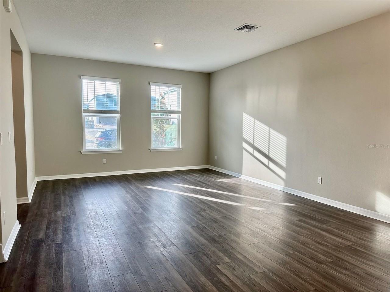 4869 Lacewing Dr - Photo 3 of 20