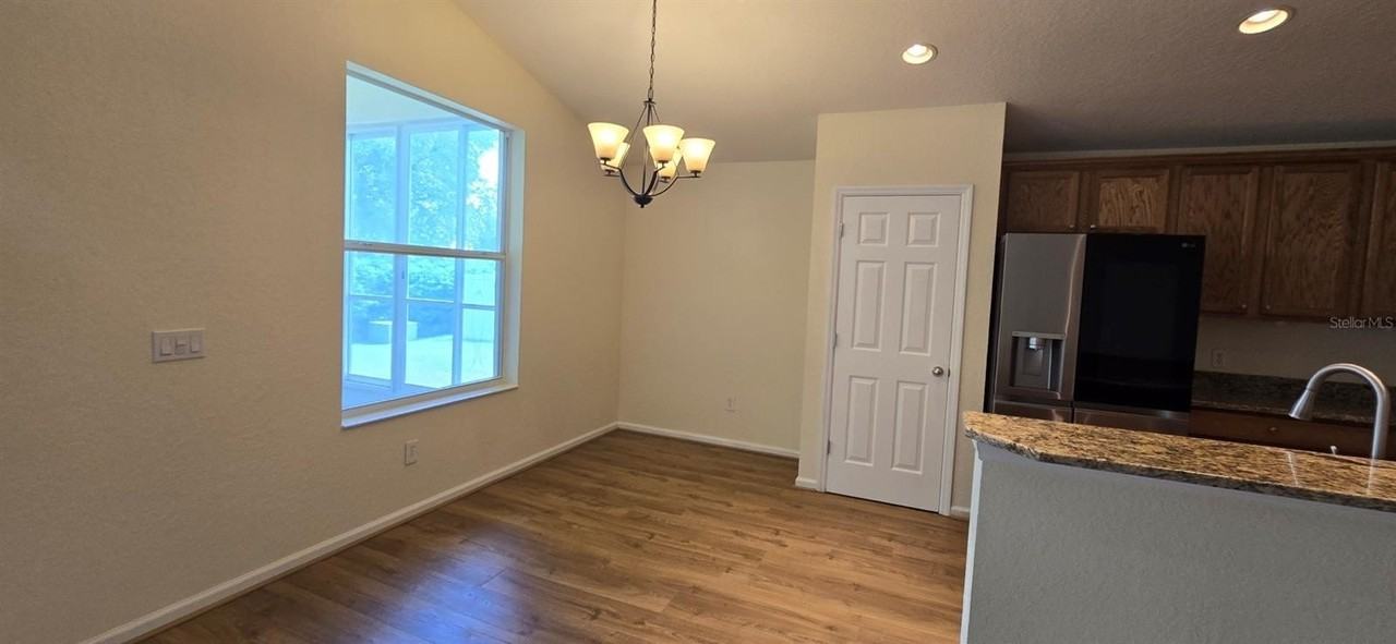 4085 Sw 49th Ave - Photo 5 of 18