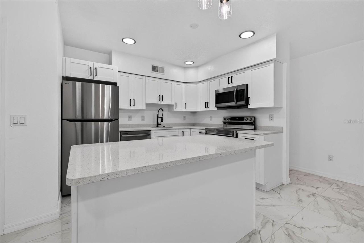 2801 45th St S - Photo 4 of 20