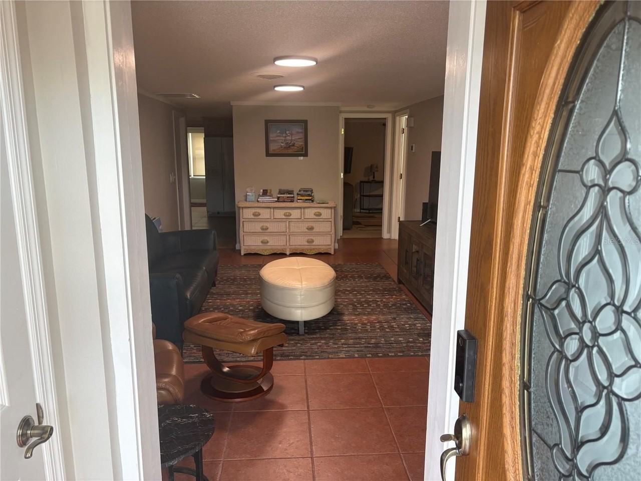 1010 Osprey Ct - Photo 4 of 33
