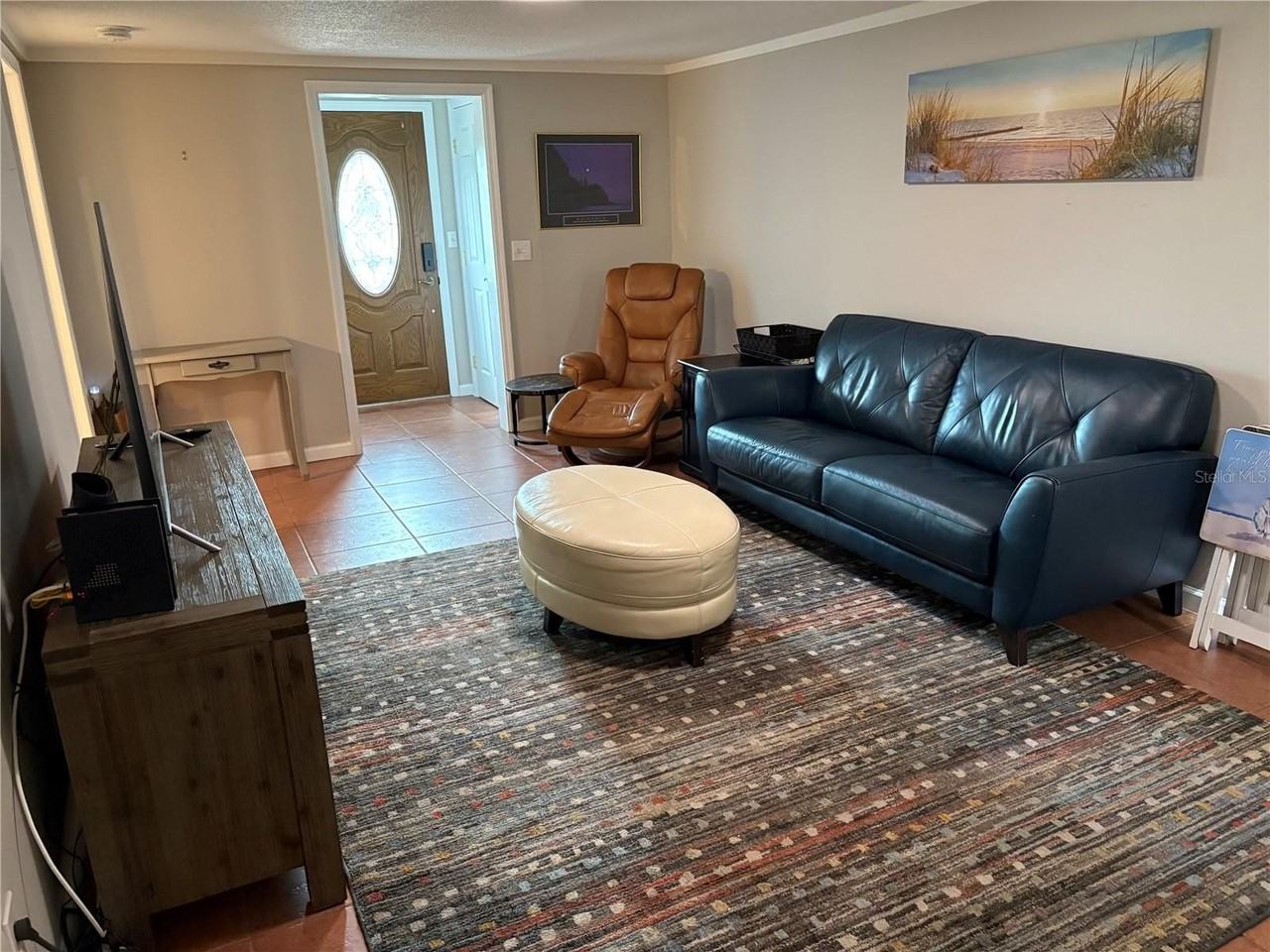 1010 Osprey Ct - Photo 7 of 33
