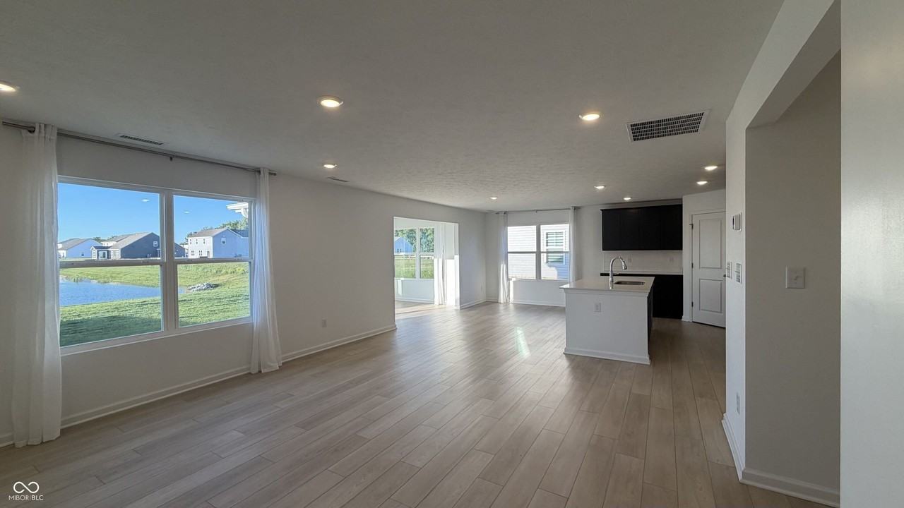1727 Fair Weather Dr - Photo 6 of 26