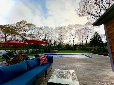 69 Rogers Ave - Photo 4 of 8