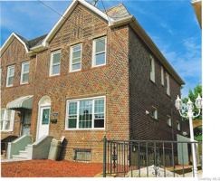 featured image of 2425 97th St
