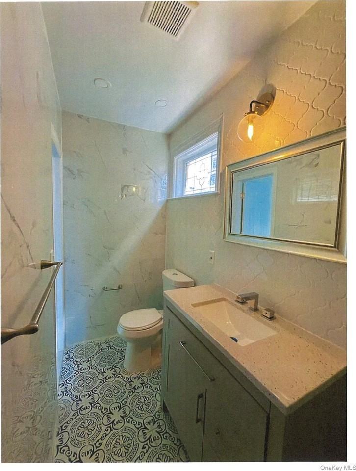 2425 97th St - Photo 3 of 5