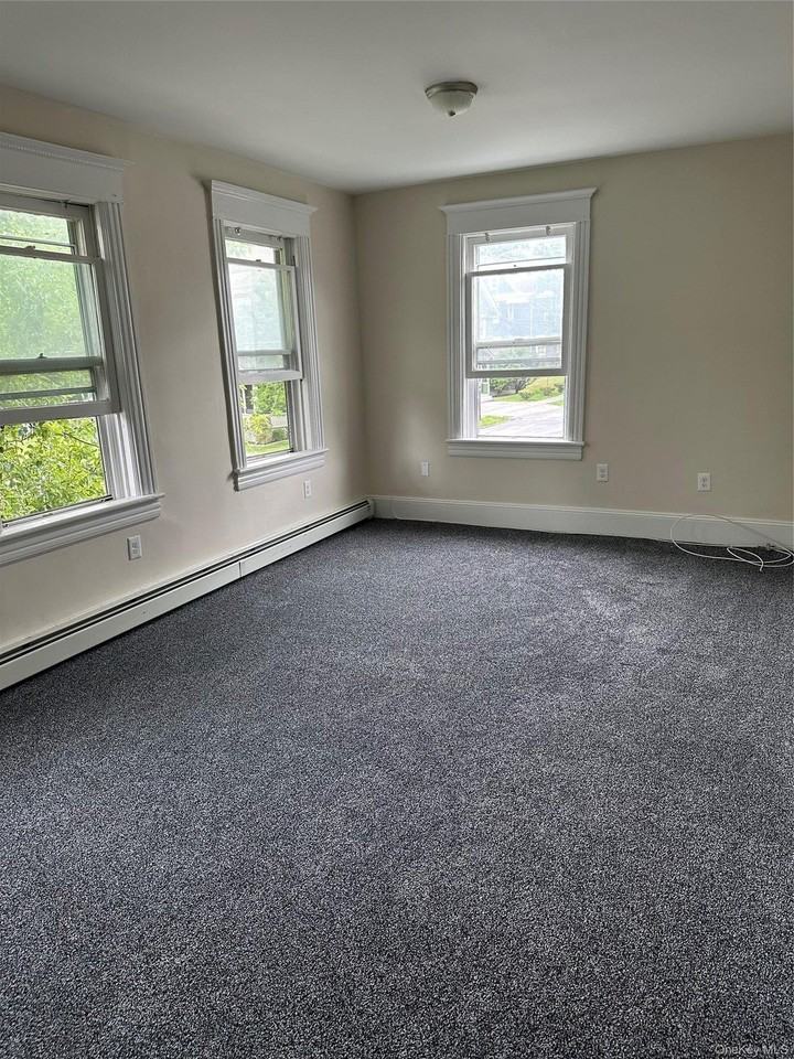 19 Wheeler Ave - Photo 3 of 17