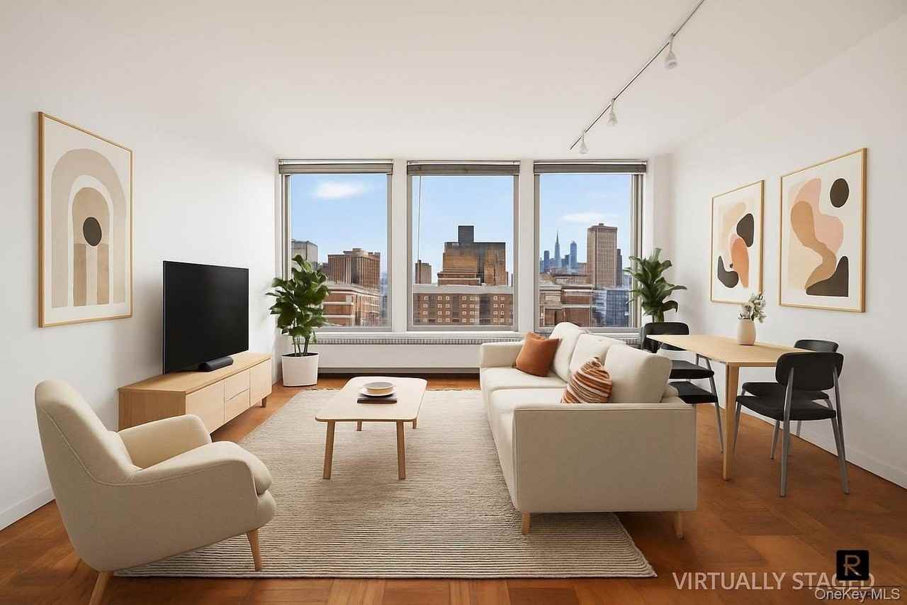343 E 30th St #19K - Photo 2 of 4