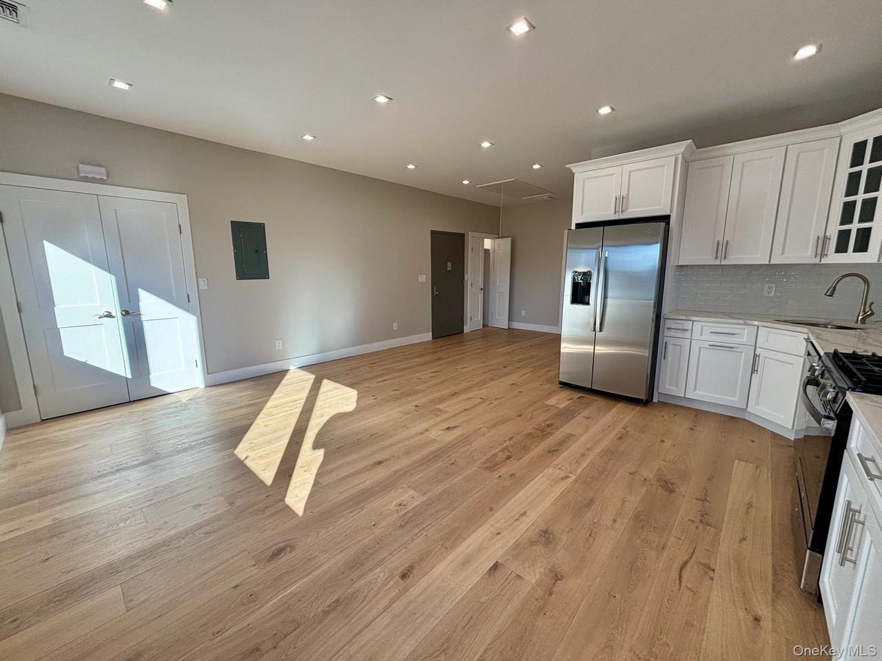 163 Harrison Ave #A - Photo 5 of 14