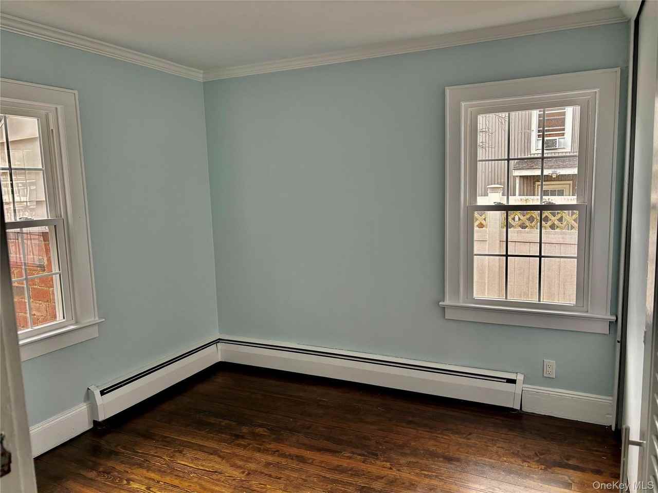 76 Clayton Ave - Photo 3 of 10