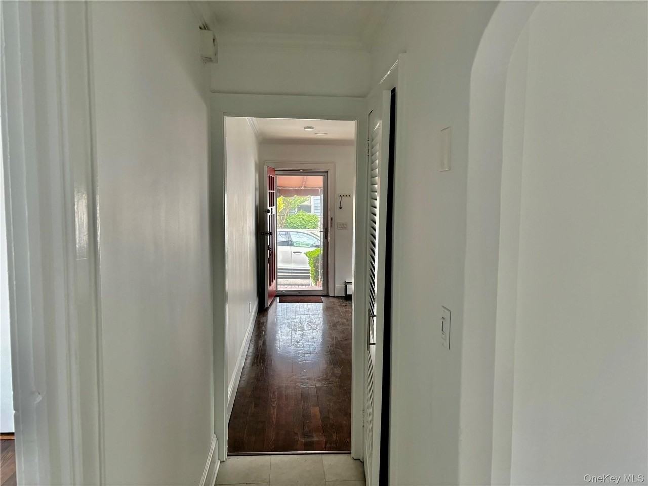 76 Clayton Ave - Photo 6 of 10