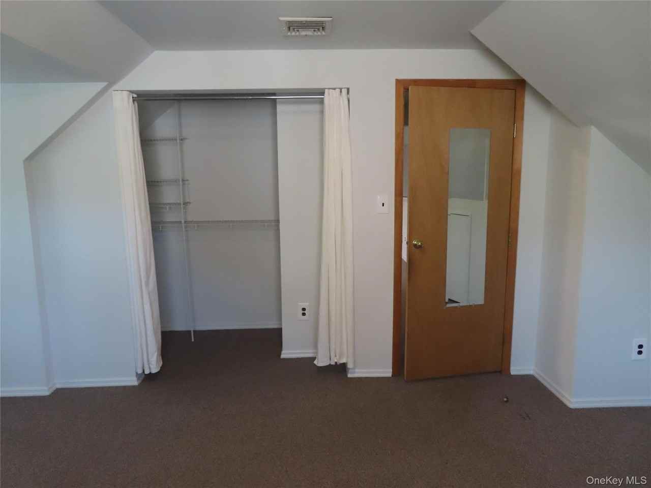 120 Cerny Pl - Photo 7 of 12