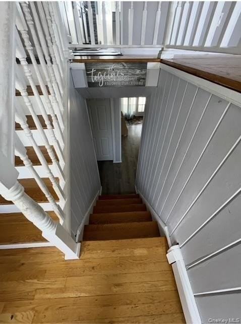 309 Sunrise Dr - Photo 4 of 19