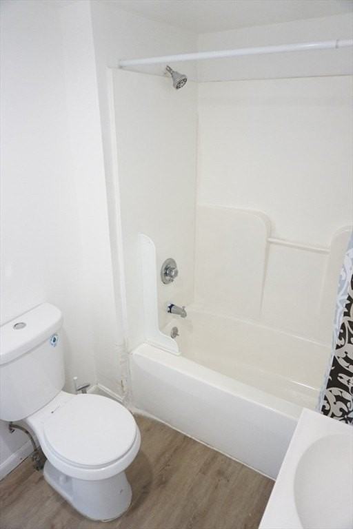 7 Floyd St #2ndFL - Photo 6 of 21