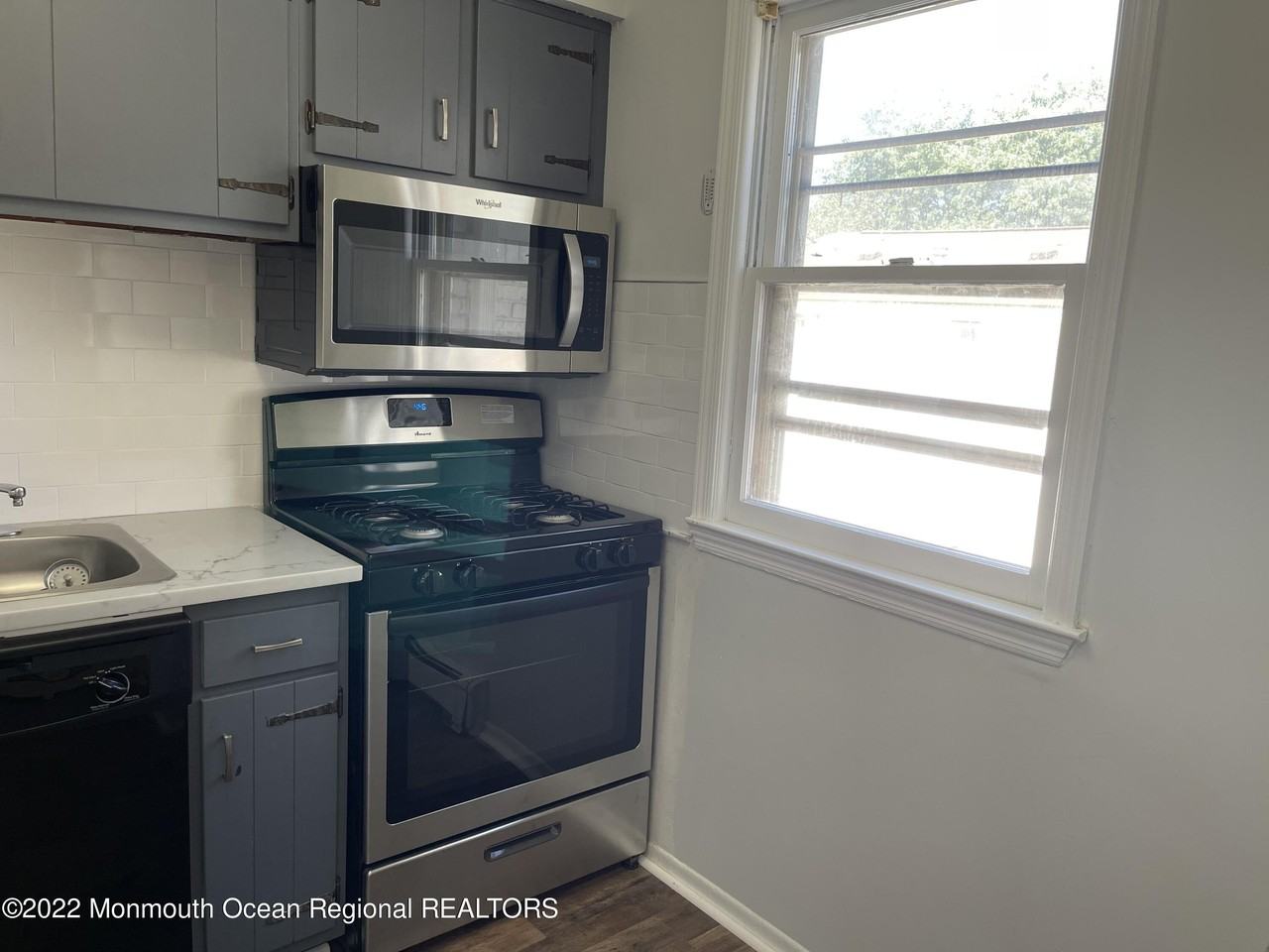 440 Cross Rd #C4 - Photo 2 of 24