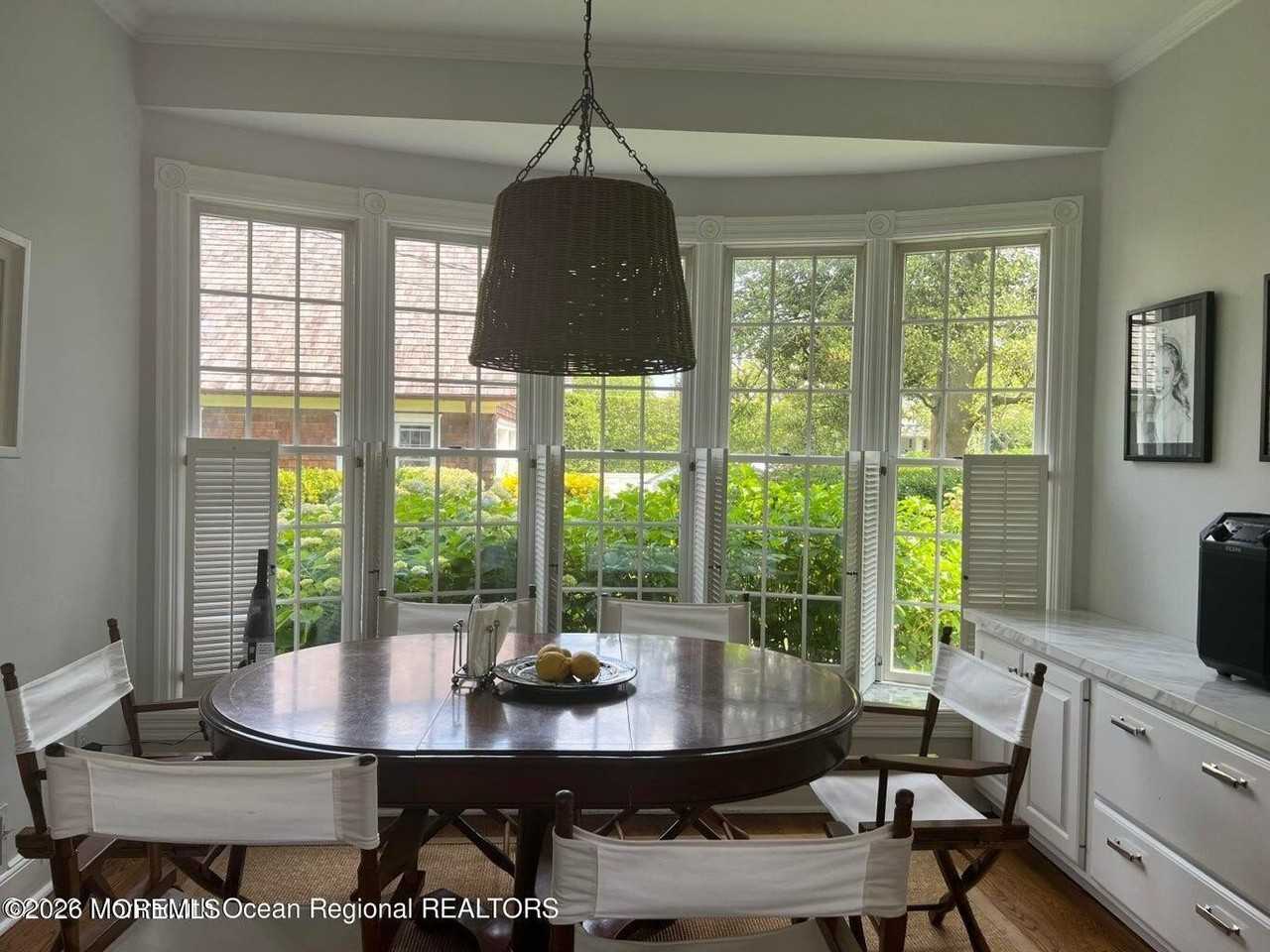 200 Washington Ave - Photo 4 of 19