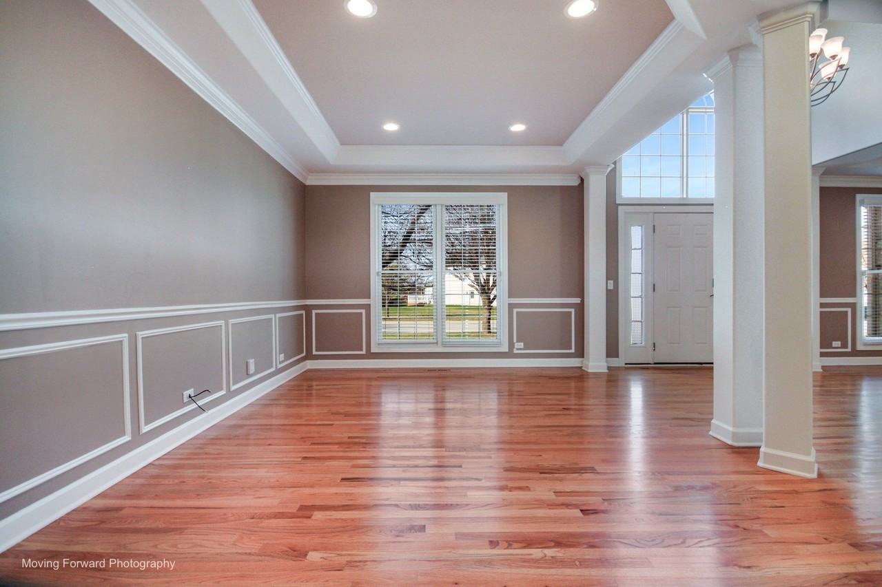 24833 Winterberry Ln - Photo 5 of 38