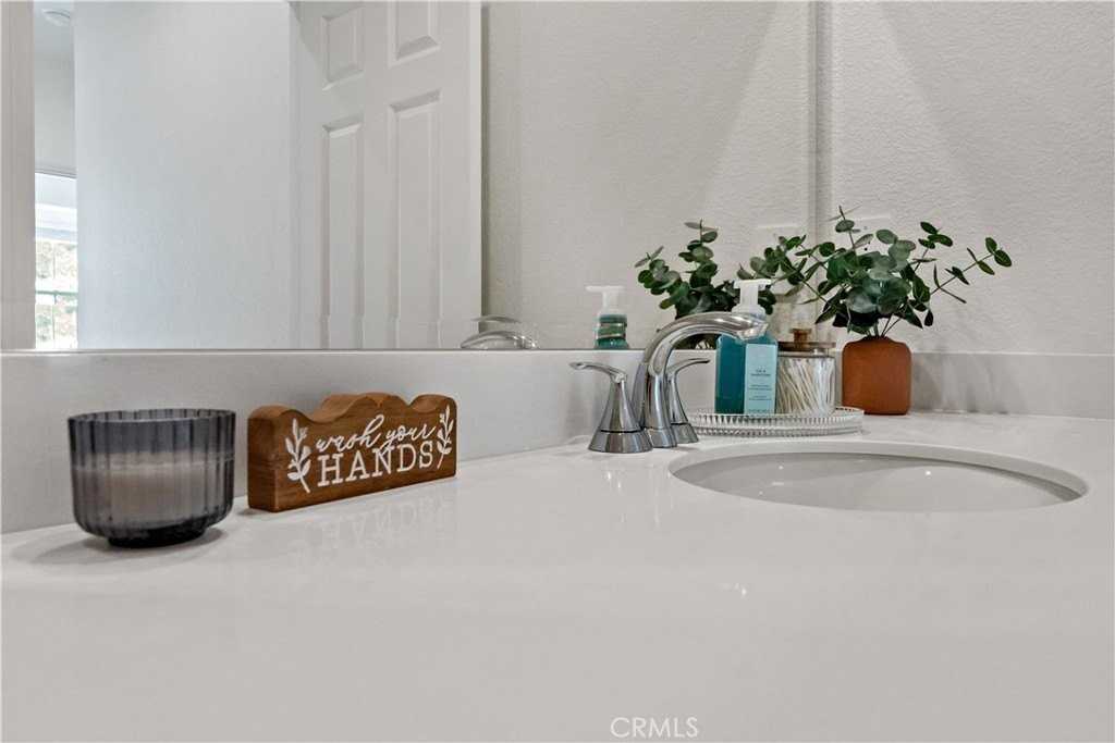 28380 Patches Dr - Photo 7 of 49