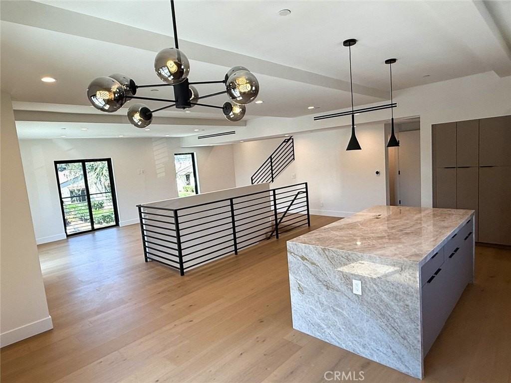 4332 Alcove Ave - Photo 4 of 16