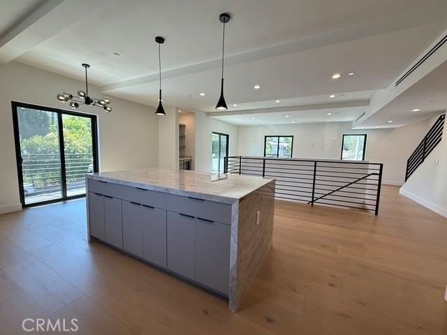 4332 Alcove Ave - Photo 5 of 16
