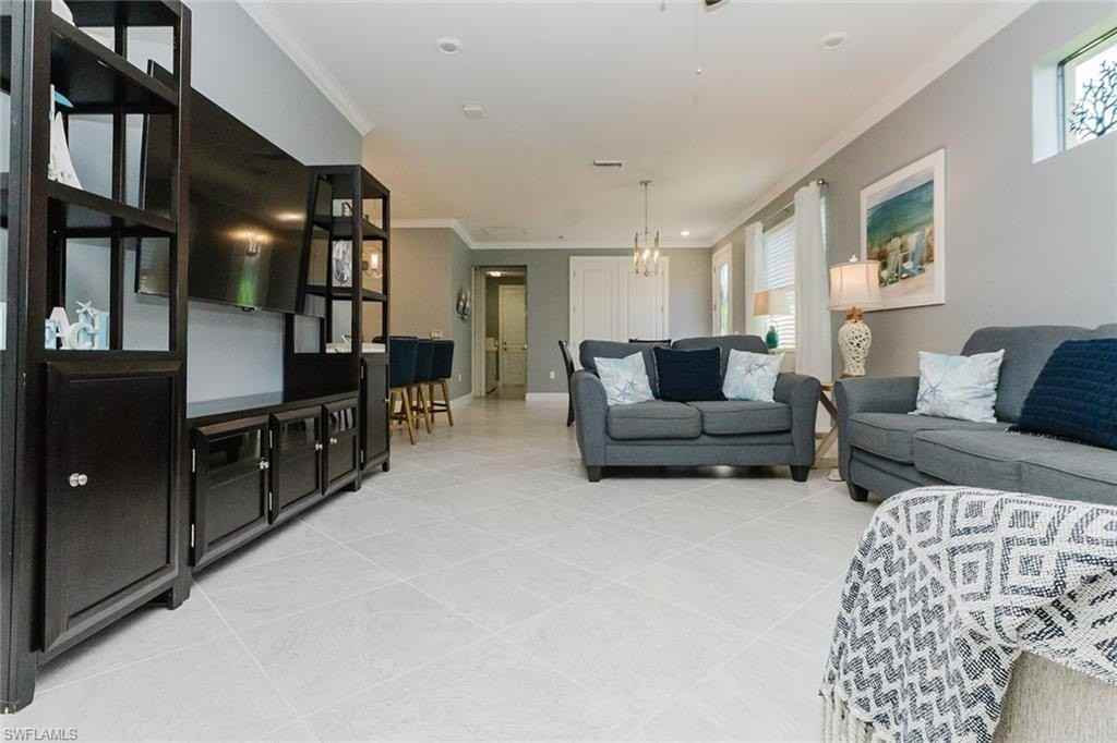 5257 Juliet Ct - Photo 5 of 50