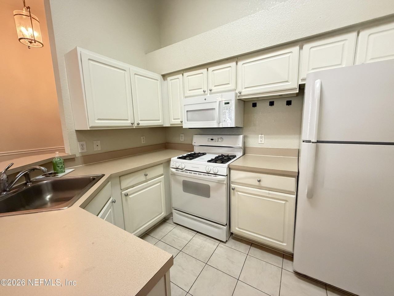 13810 Sutton Park Dr N #1437 - Photo 7 of 20