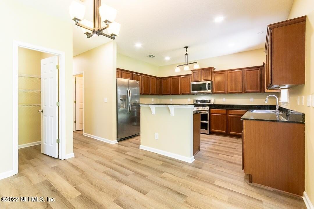 825 Marjories Way - Photo 6 of 50