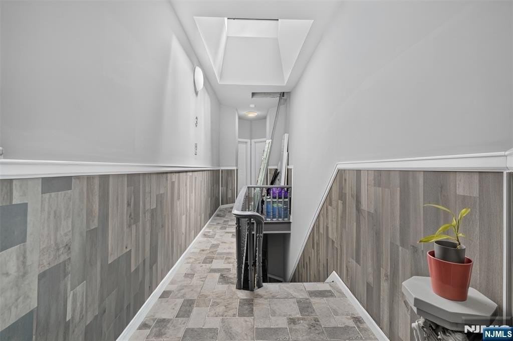 413 70th St #5 - Photo 6 of 31