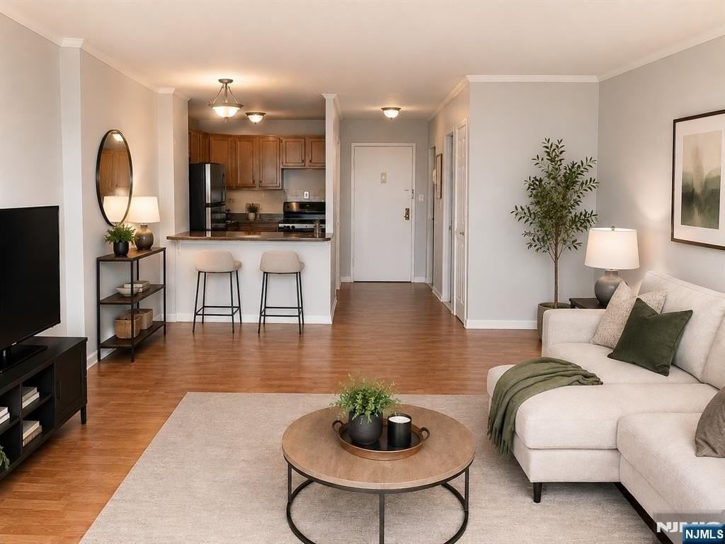 285 Aycrigg Ave #20C - Photo 2 of 8