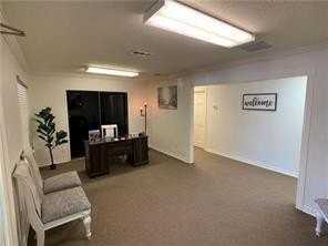 1322 Corporate Square Dr - Photo 3 of 12