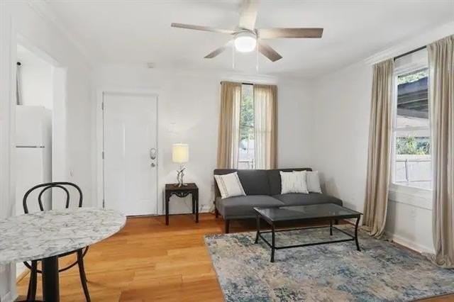 6125 General Haig St - Photo 4 of 8