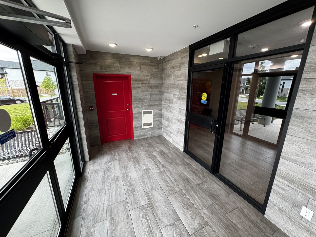 1555 Agathos St - Photo 4 of 19