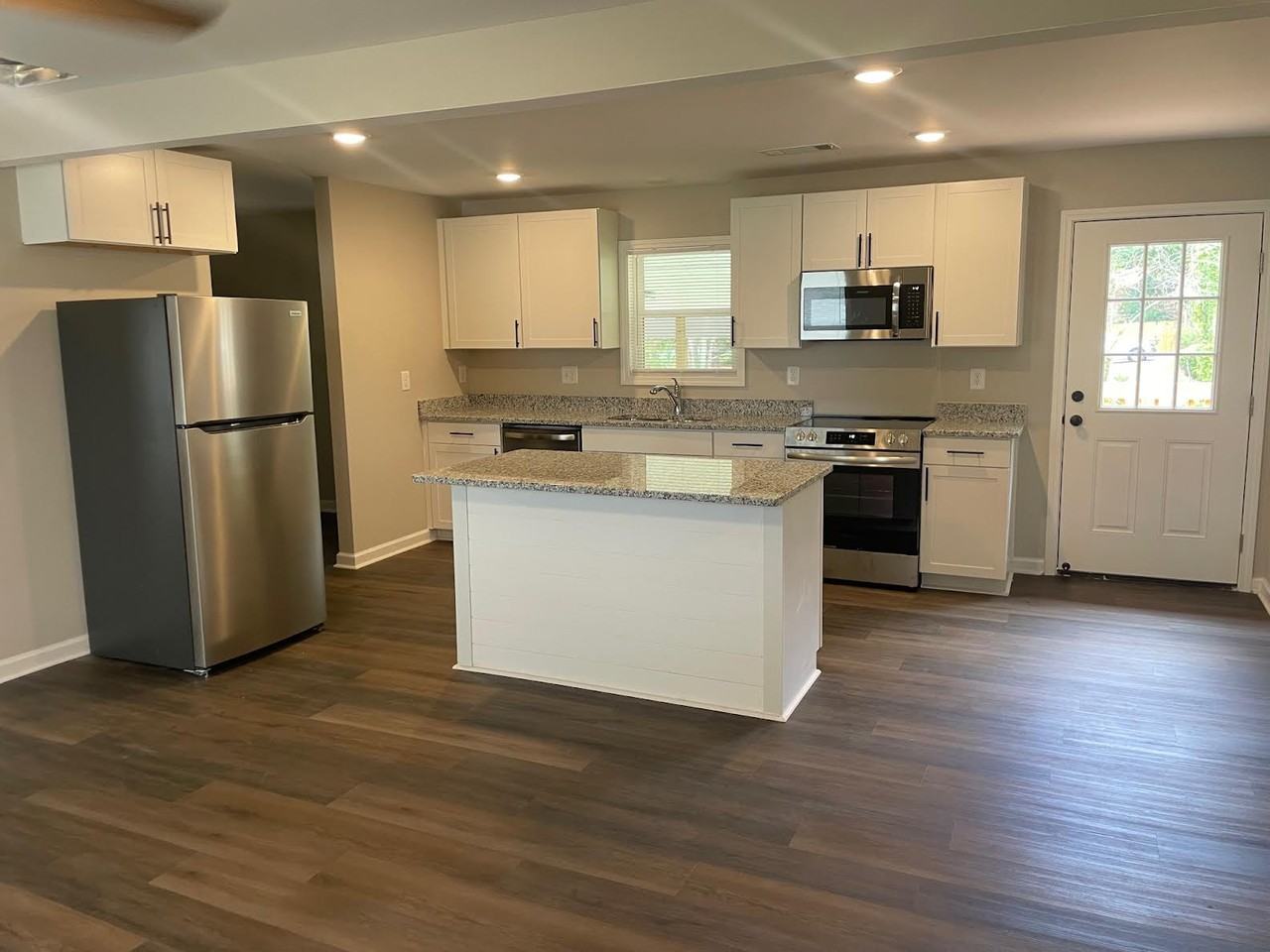 3193 Highwayse - Photo 2 of 11