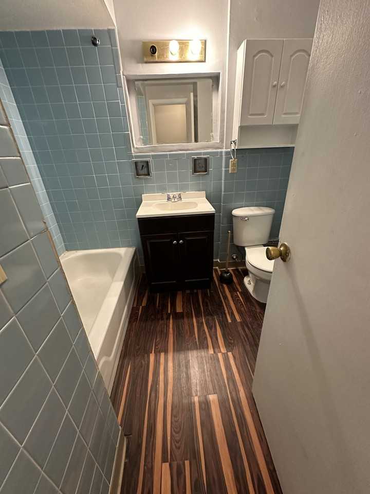 125 123/Genesee Park Dr, #125 - Photo 2 of 10