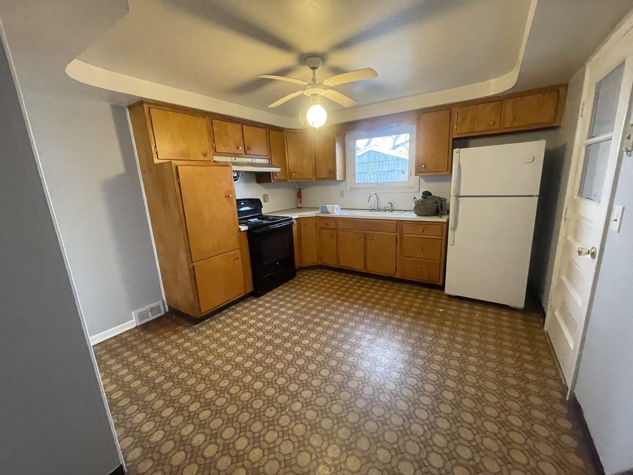 125 123/Genesee Park Dr, #125 - Photo 6 of 10