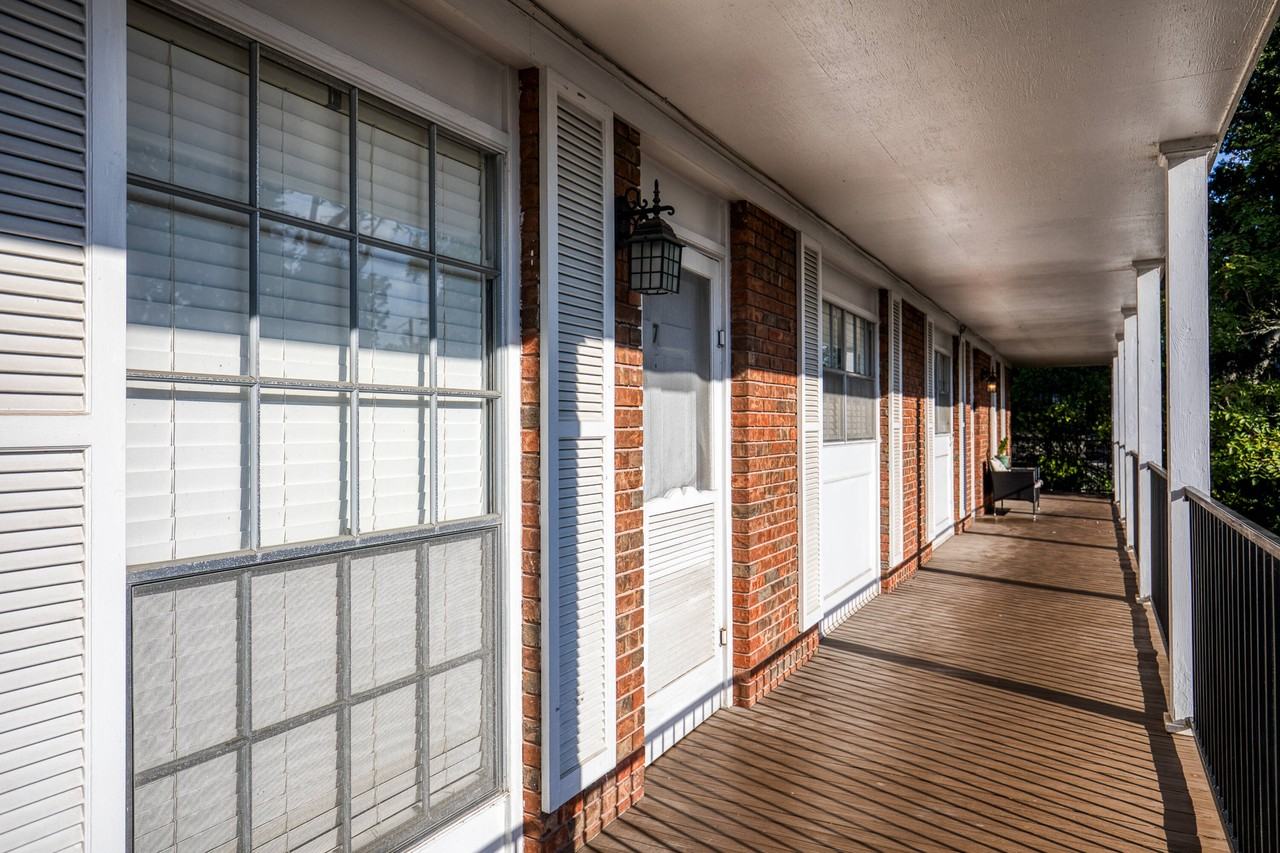 401 E Main St #F - Photo 7 of 19
